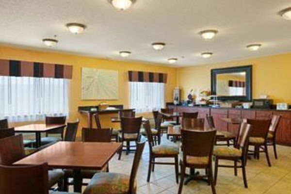 DAYS SUITES UPPER SANDUSKY (Upper Sandusky)